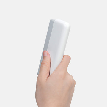 use aumuca hair remover to clean cat hair